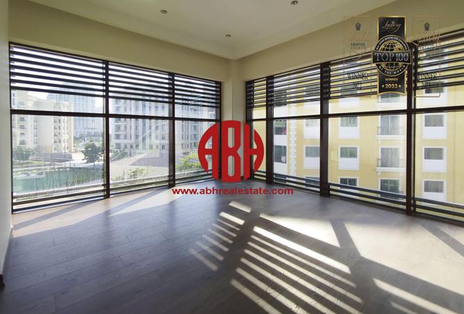 Apartment - 2 Bedrooms - 2 Bathrooms for rent in Giardino Apartments - The Pearl Island - Doha