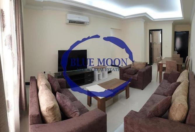 Apartment - 3 Bedrooms - 3 Bathrooms for rent in Al Nasr Street - Al Nasr - Doha