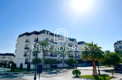 Apartment - 3 Bedrooms - 4 Bathrooms for rent in Marina Tower 27 - Marina District - Lusail