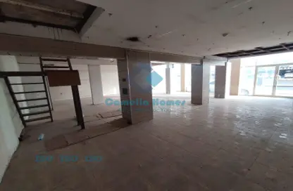 Shop - Studio - 3 Bathrooms for rent in Souk Al gharaffa - Al Gharrafa - Doha