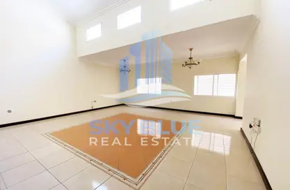 Apartment - 3 Bedrooms - 2 Bathrooms for rent in Old Airport Road - Doha