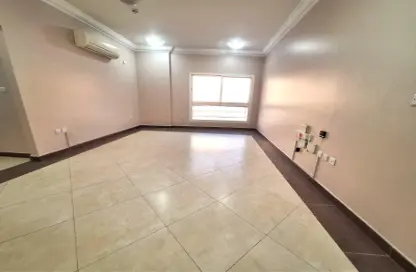 Apartment - 2 Bedrooms - 3 Bathrooms for rent in Al Sadd - Al Sadd - Doha