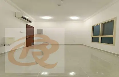 Apartment - 2 Bedrooms - 2 Bathrooms for rent in Abu Talha Street - Fereej Bin Omran - Doha