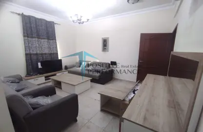 Apartment - 2 Bedrooms - 2 Bathrooms for rent in Al Muntazah Street - Al Muntazah - Doha