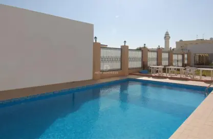 Villa - 4 Bedrooms - 5 Bathrooms for rent in Regency Residence Airport - Regency Residence Airport - Old Airport Road - Doha