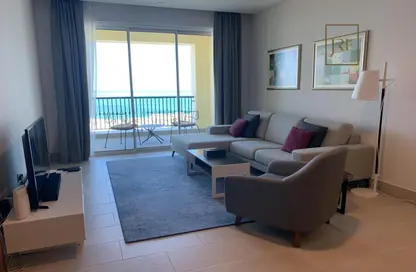 Apartment - 1 Bedroom - 2 Bathrooms for rent in Viva West - Viva Bahriyah - The Pearl Island - Doha