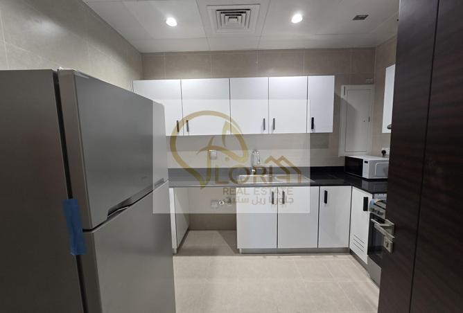 Apartment - 1 Bedroom - 1 Bathroom for rent in Blossom Tower - Lusail