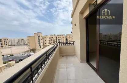 Apartment - 1 Bathroom for rent in Lusail City - Lusail