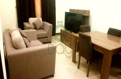 Apartment - 1 Bedroom - 2 Bathrooms for rent in Hakeem Bin Hazam Street - Mughalina - Doha