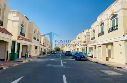 Villa - 4 Bedrooms - 4 Bathrooms for rent in Al Luqta - Al Luqta - Doha