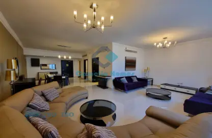 Apartment - 2 Bedrooms - 3 Bathrooms for rent in West Bay - West Bay - Doha