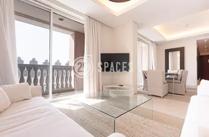 Apartment - 1 Bedroom - 2 Bathrooms for sale in Viva East - Viva Bahriyah - The Pearl Island - Doha