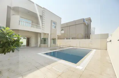 Villa - 5 Bedrooms - 7 Bathrooms for rent in Al Duhail - Al Duhail - Doha