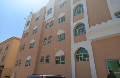 Apartment - 3 Bedrooms - 2 Bathrooms for rent in Al Nasr - Doha