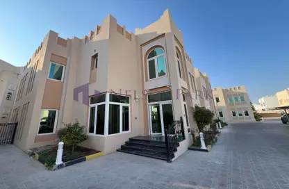 Villa - 5 Bedrooms - 7 Bathrooms for rent in West Bay Lagoon - West Bay Lagoon - Doha