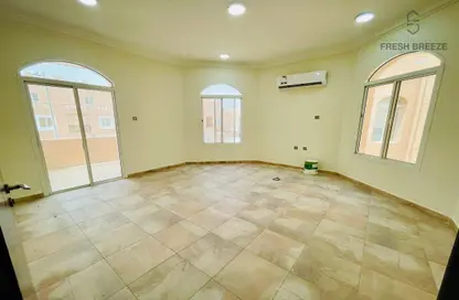 Villa - 5 Bedrooms - 5 Bathrooms for rent in Old Airport Road - Old Airport Road - Doha