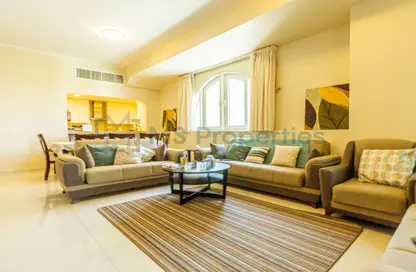 Apartment - 2 Bedrooms - 3 Bathrooms for rent in Viva East - Viva Bahriyah - The Pearl Island - Doha