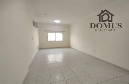 Apartment - 2 Bedrooms - 2 Bathrooms for rent in Thabit Bin Zaid Street - Al Mansoura - Doha