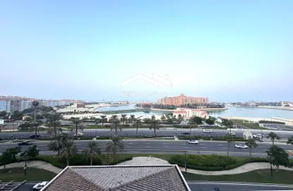 Apartment - 2 Bedrooms - 3 Bathrooms for rent in East Porto Drive - Porto Arabia - The Pearl Island - Doha