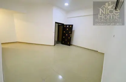 Apartment - 1 Bedroom - 1 Bathroom for rent in Al Dafna - Al Dafna - Doha