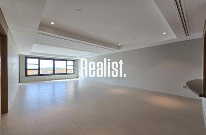 Townhouse - 2 Bedrooms - 3 Bathrooms for rent in Tower 30 - Porto Arabia - The Pearl Island - Doha