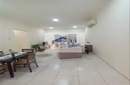 Apartment - 2 Bedrooms - 2 Bathrooms for rent in Fereej Bin Mahmoud South - Fereej Bin Mahmoud - Doha