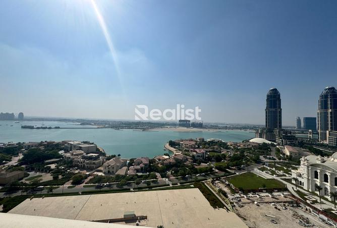 Apartment - 3 Bedrooms - 4 Bathrooms for rent in Porto Arabia - The Pearl Island - Doha