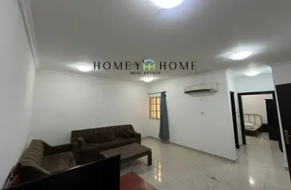 Apartment - 1 Bedroom - 1 Bathroom for rent in Umm Ghwailina Comm - Umm Ghuwalina - Umm Ghuwailina - Doha