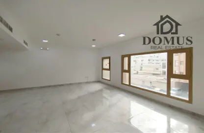 Apartment - 3 Bedrooms - 3 Bathrooms for rent in Thabit Bin Zaid Street - Al Mansoura - Doha