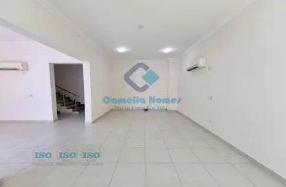 Villa - 5 Bedrooms - 5 Bathrooms for rent in Al Kheesa - Al Kheesa - Umm Salal Mohammed