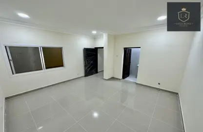 Empty Room image for: Villa - 3 Bedrooms - 3 Bathrooms for rent in Al Wakra - Al Wakra - Al Wakrah - Al Wakra, Image 1