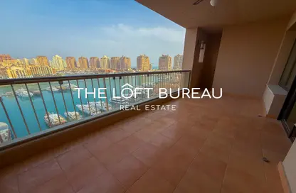 Apartment - 2 Bedrooms - 3 Bathrooms for rent in Tower 4 - Porto Arabia - The Pearl Island - Doha