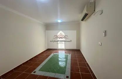 Apartment - 2 Bedrooms - 1 Bathroom for rent in Airport Road - Airport Area - Doha