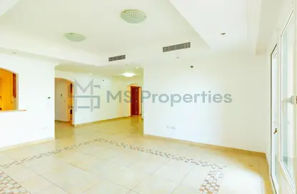 Apartment - 2 Bedrooms - 3 Bathrooms for rent in West Porto Drive - Porto Arabia - The Pearl Island - Doha