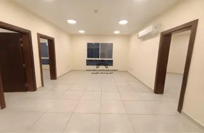 Apartment - 3 Bedrooms - 2 Bathrooms for rent in Al Mansoura - Al Mansoura - Doha