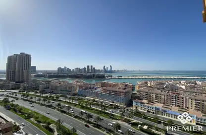 Apartment - 1 Bedroom - 2 Bathrooms for rent in Tower 13 - Porto Arabia - The Pearl Island - Doha