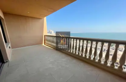 Apartment - 3 Bedrooms - 4 Bathrooms for rent in West Porto Drive - Porto Arabia - The Pearl Island - Doha