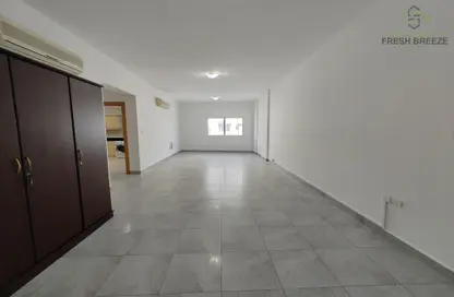 Apartment - 3 Bedrooms - 3 Bathrooms for rent in Fereej Bin Mahmoud South - Fereej Bin Mahmoud - Doha