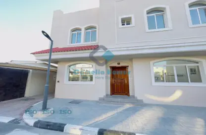 Villa - 4 Bedrooms - 5 Bathrooms for rent in Al Hanaa Street - Al Gharrafa - Doha