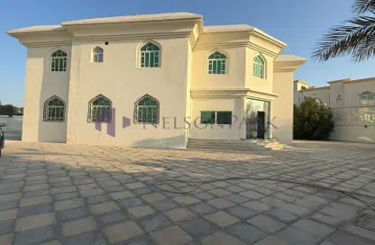 Villa - Studio - 5 Bathrooms for rent in Al Jazi Gardens 1 - Al Jazi Gardens - Al Dafna - Doha