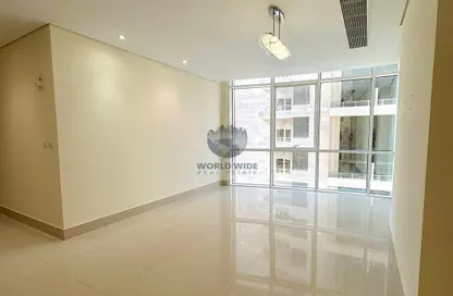 Apartment - 2 Bedrooms - 2 Bathrooms for rent in Lusail City - Lusail