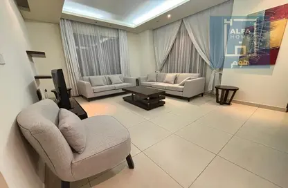 Apartment - 2 Bedrooms - 2 Bathrooms for rent in Al Nasr Street - Al Nasr - Doha