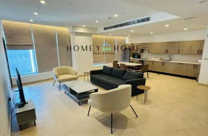 Apartment - 2 Bedrooms - 3 Bathrooms for rent in Corniche Road - Corniche Road - Doha