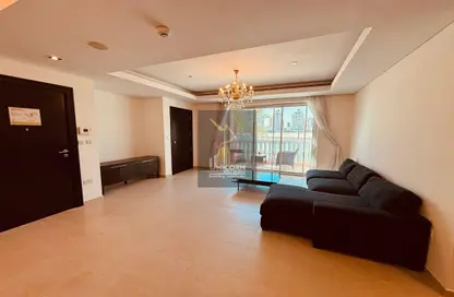 Apartment - 2 Bedrooms - 3 Bathrooms for rent in Viva West - Viva Bahriyah - The Pearl Island - Doha