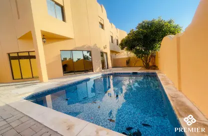 Compound - 4 Bedrooms - 4 Bathrooms for rent in Umm Al Seneem Street - Ain Khaled - Doha