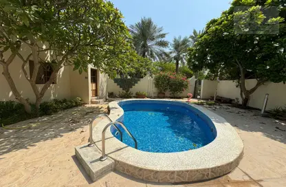 Villa - 5 Bedrooms - 6 Bathrooms for rent in South Gate - West Bay Lagoon - Doha