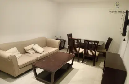 Apartment - 2 Bedrooms - 2 Bathrooms for rent in Umm Ghwailina Comm - Umm Ghuwalina - Umm Ghuwailina - Doha