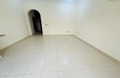 Apartment - 1 Bathroom for rent in Ain Khaled - Doha