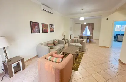 Villa - 3 Bedrooms - 3 Bathrooms for rent in Al Thumama - Al Thumama - Doha