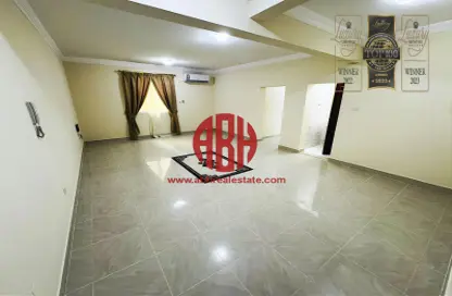 Apartment - 3 Bedrooms - 3 Bathrooms for rent in Asim Bin Omar Street - Al Mansoura - Doha